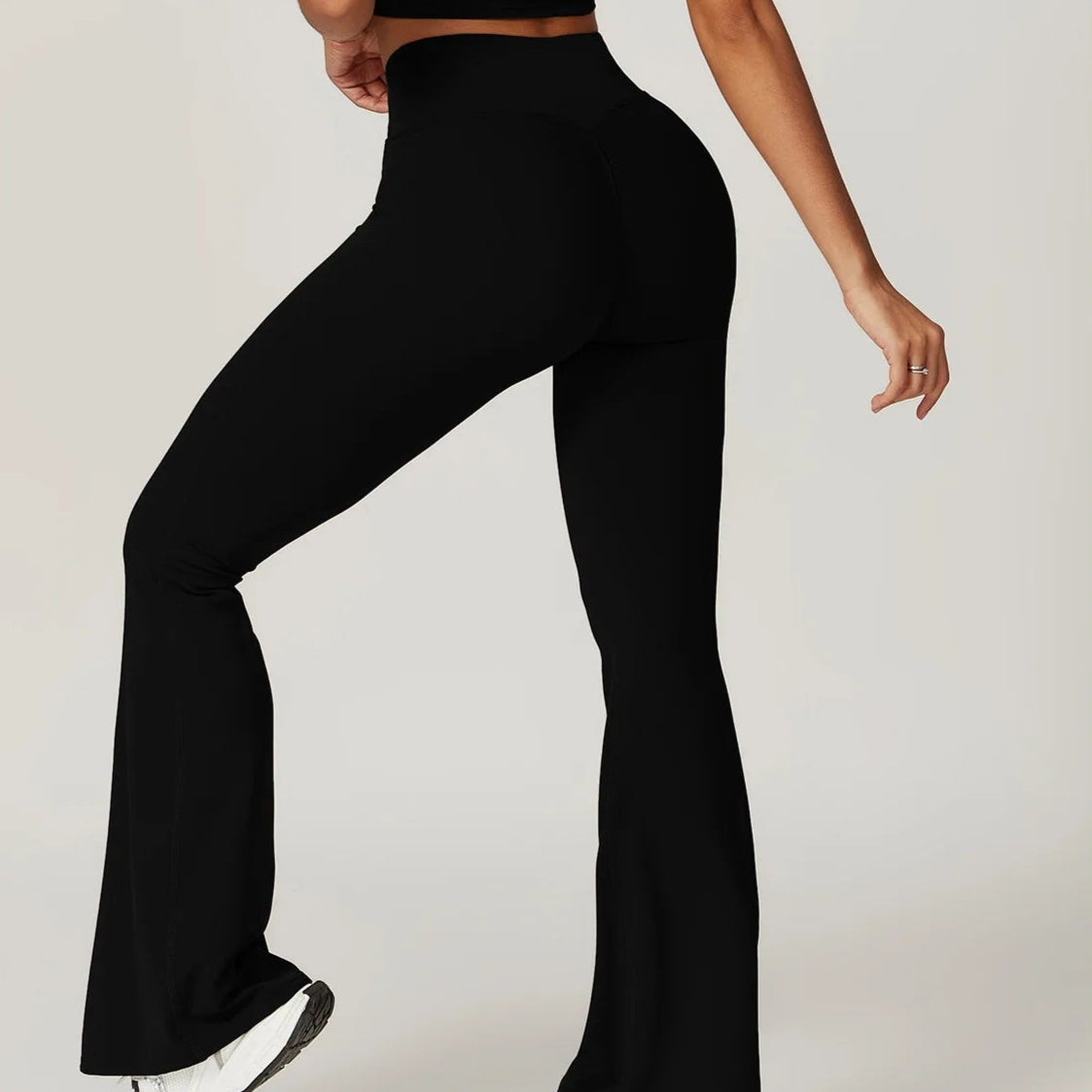 LuxeLift™ Divine Two-Piece Activewear Set