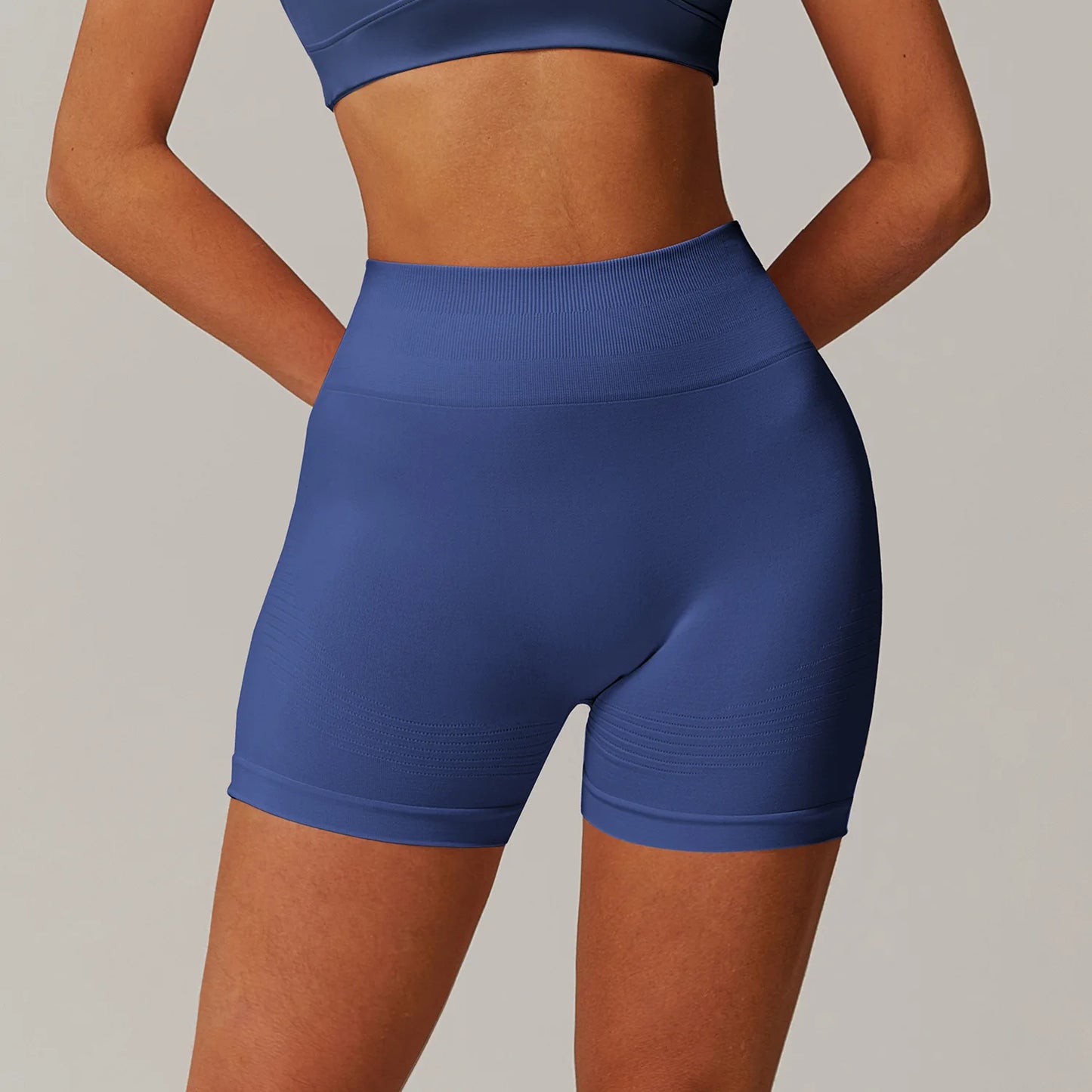 LuxeLift™ Curve Scrunch Shorts