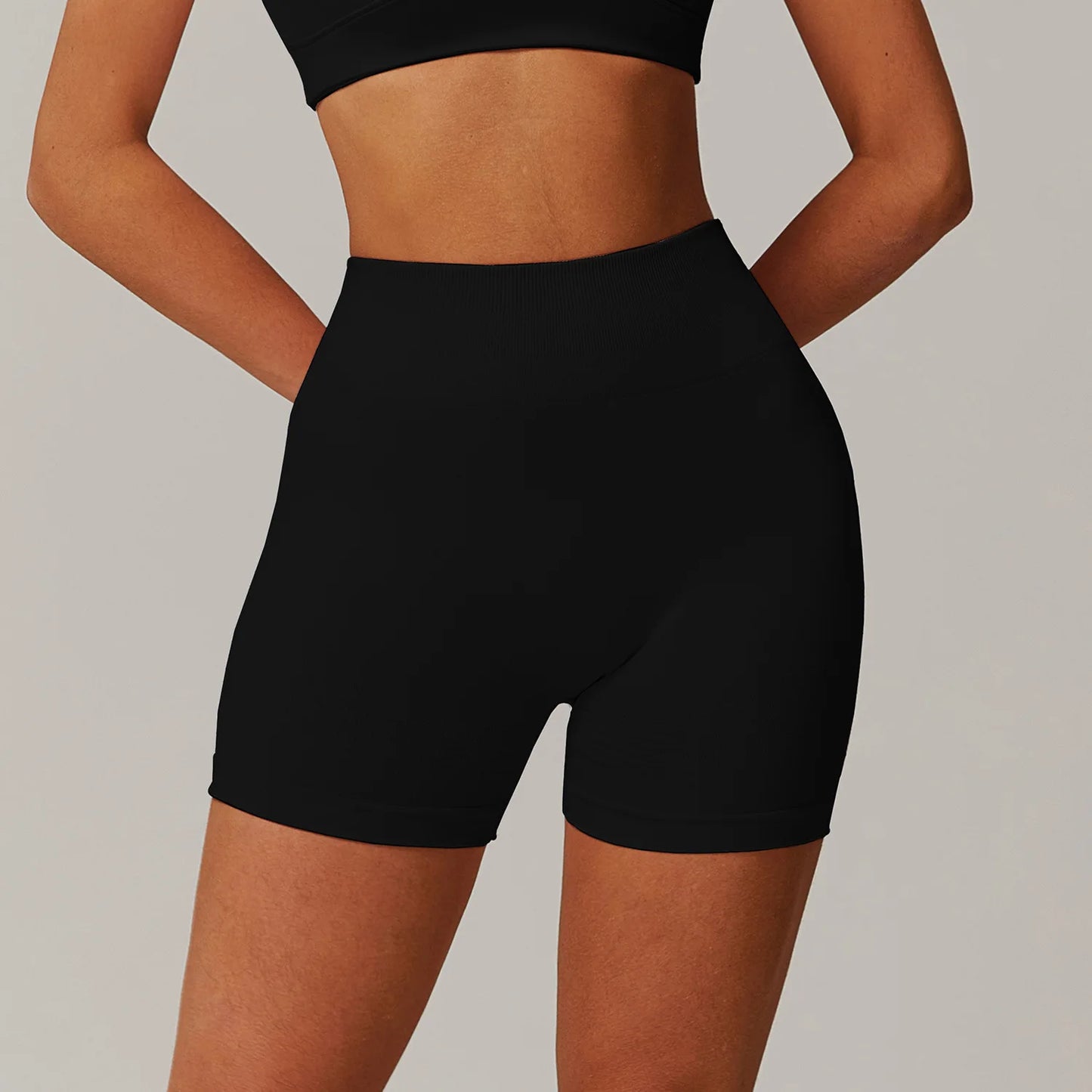 LuxeLift™ Curve Scrunch Shorts