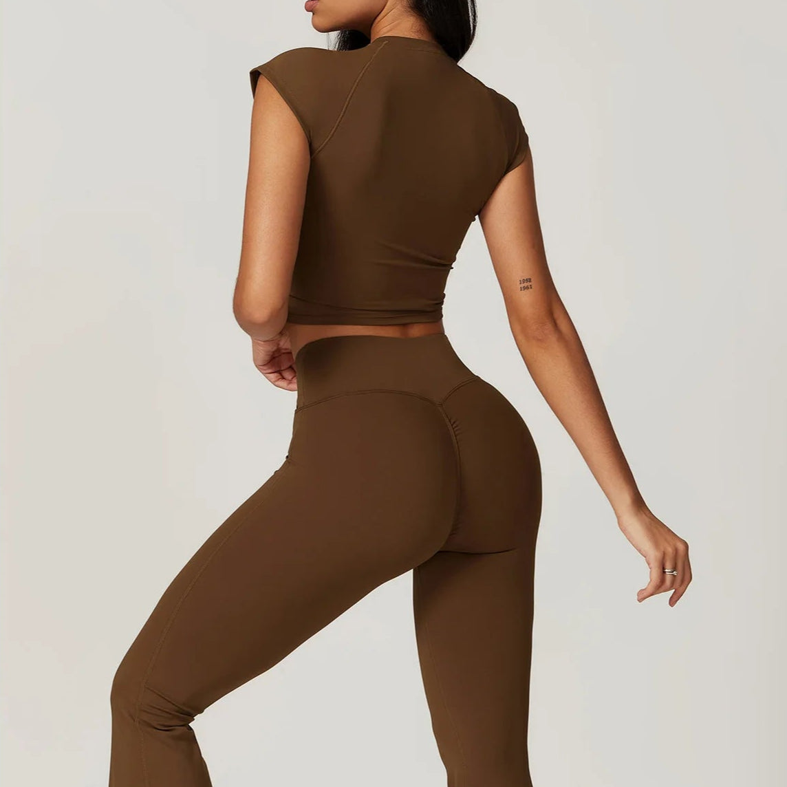 LuxeLift™ Divine Two-Piece Activewear Set