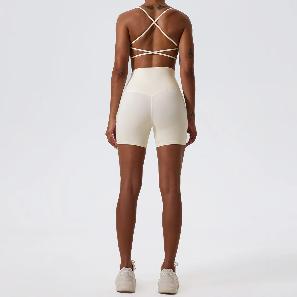 LuxeLift™ High-Waisted Seamless Shorts Sandy White