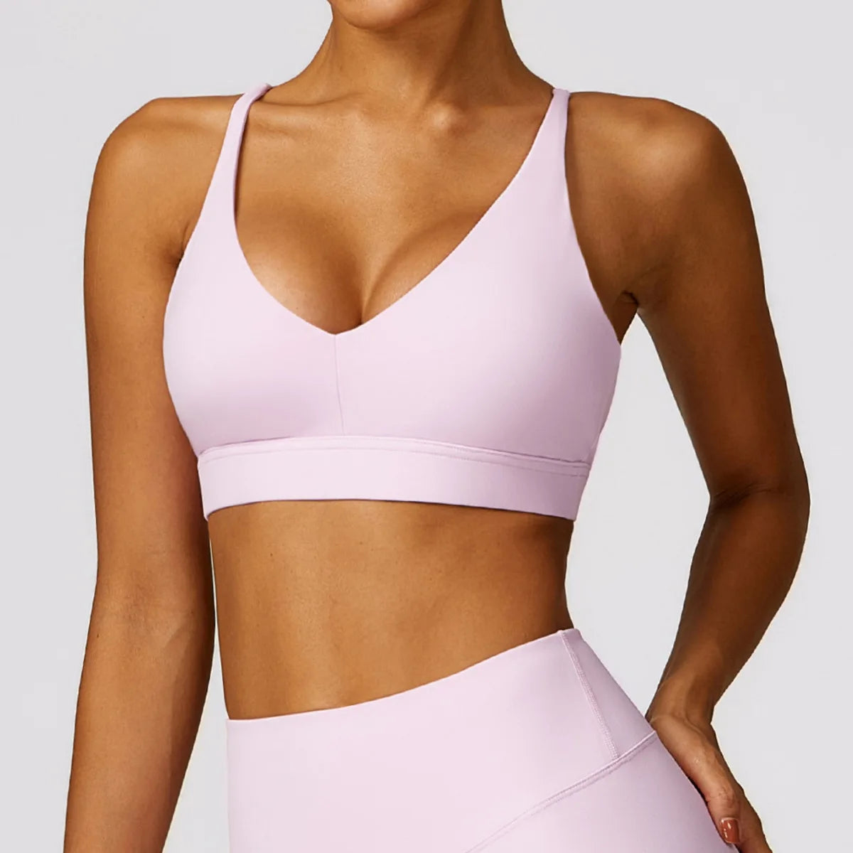 LuxeLift™ Cross Back Sports Bra