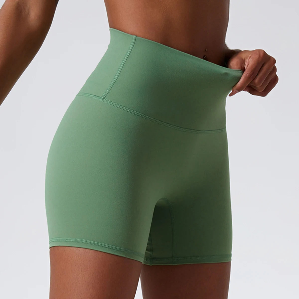 LuxeLift™ High-Waisted Seamless Shorts Green