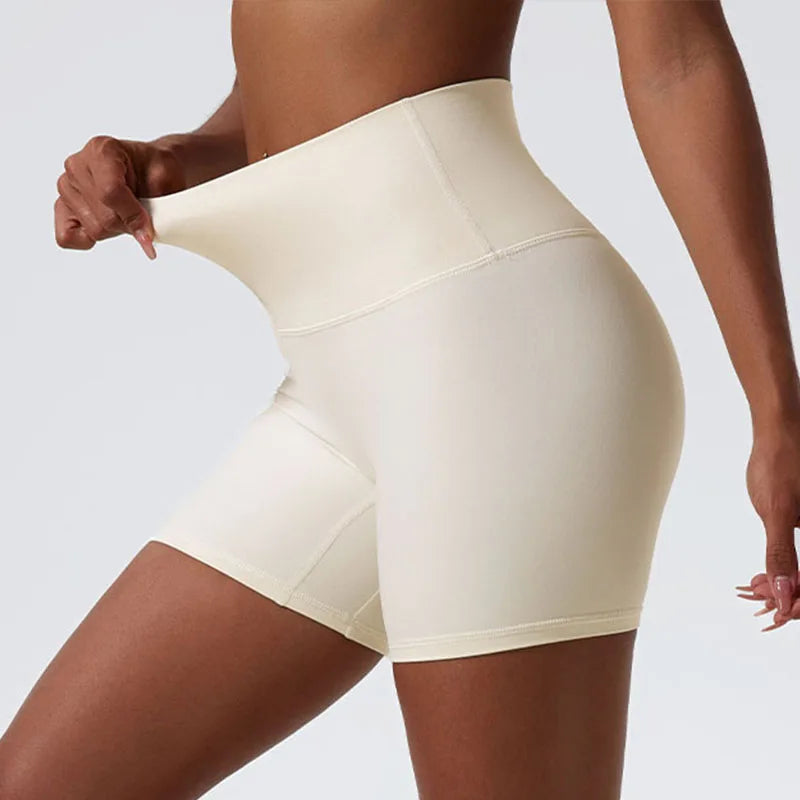 LuxeLift™ High-Waisted Seamless Shorts Sandy White